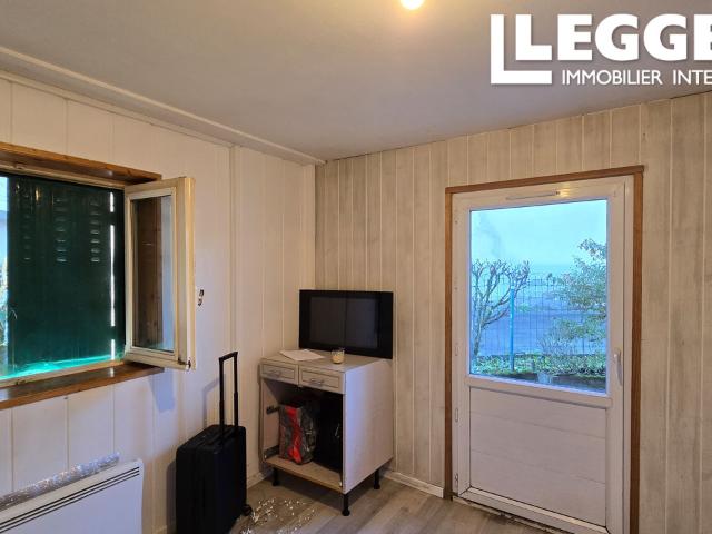 Propriété d'environ 200 m² à réinventer: 4 appartements, jardin et forte valorisation possible