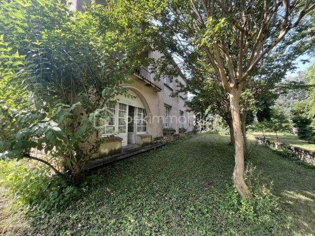 Propriété en bord de Dordogne