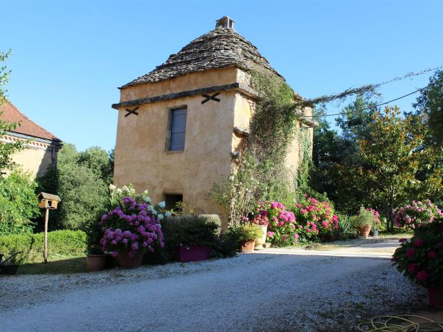 Propriété en Périgord sur 25 Hectares 425m² Domme