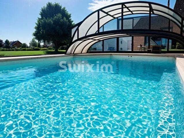 Propriété en pierre avec dépendances et piscine 197m² Demigny