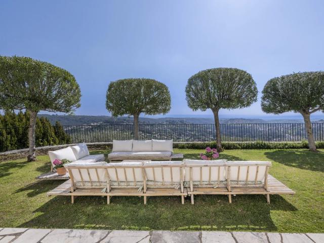 Propriété en pierre à vendre, Vence, vue panoramic 502m² Vence
