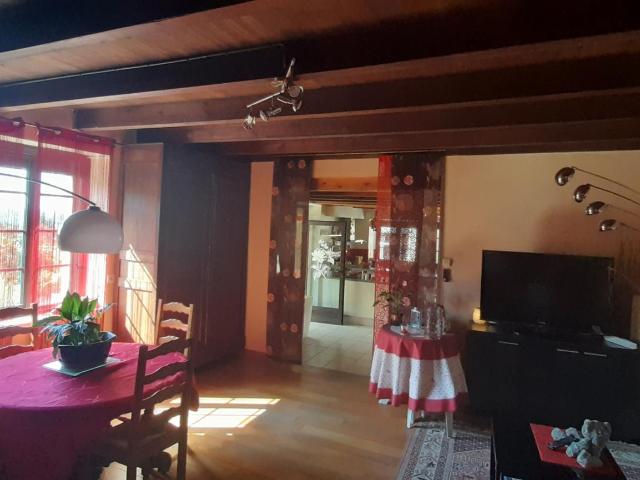 Propriété en pierre 220m² Cuzorn