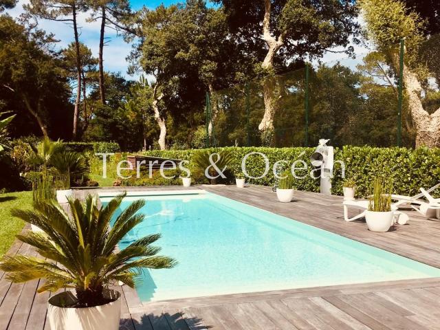Propriete En Premiere Ligne Sur Le Golf D'hossegor 307m² Soorts Hossegor