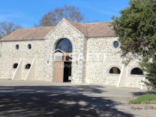Propriété Équestre avec 2 logements