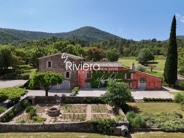 Propriété équestre Golfe de Saint Tropez !