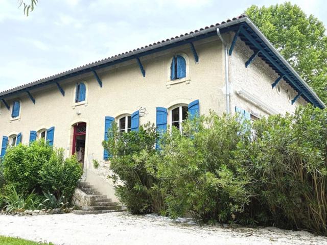 Propriété et/ou Gîte sur les hauteurs de Bazens