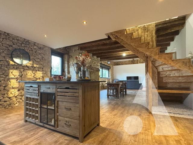 Propriété exceptionnelle aux limites du Périgord Noir! 151m² Milhac