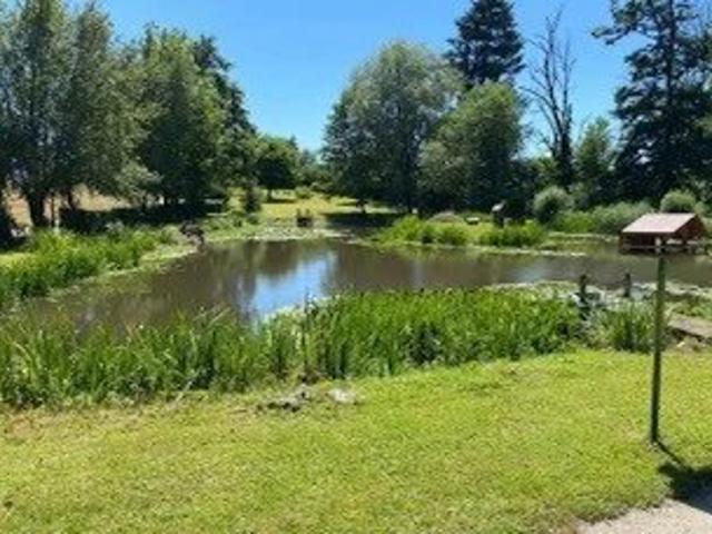 PROPRIETE EXCEPTIONNELLE SUR 95 ARES AVEC ETANG