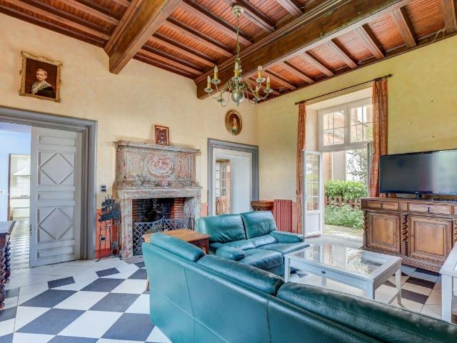 Propriété Lanta 575m² 575m² Lanta