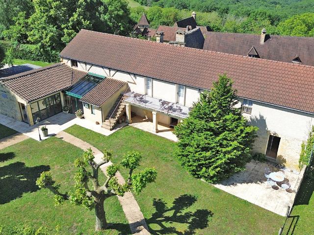 Propriété les Eyzies De Tayac Sireuil 297 m2
