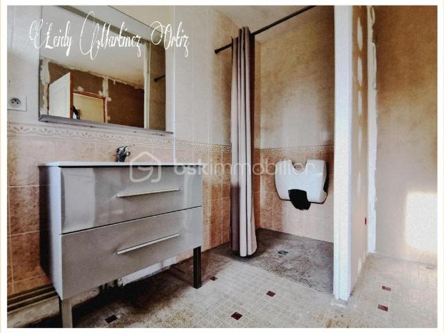 Propriété, maison 200m2,terrain 2,7ha
