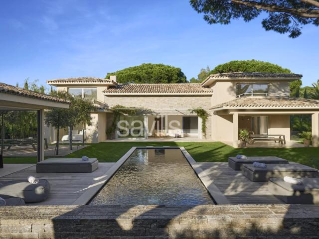 Propriété Neuve de Prestige à Saint Tropez, proche de la pla. m² Saint Tropez