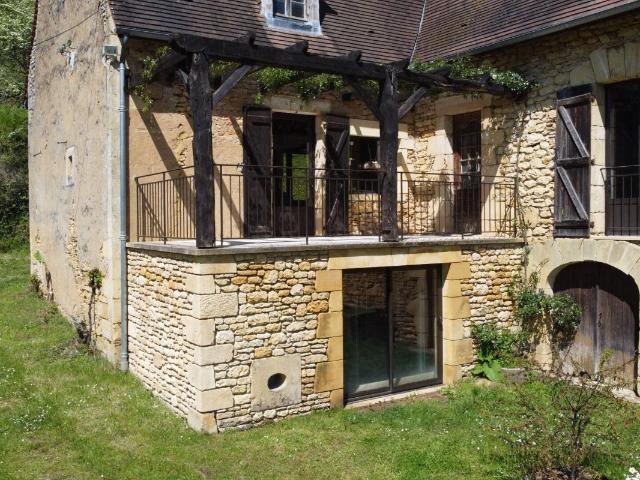 Propriété St Genies 5 pièce s 160 m2