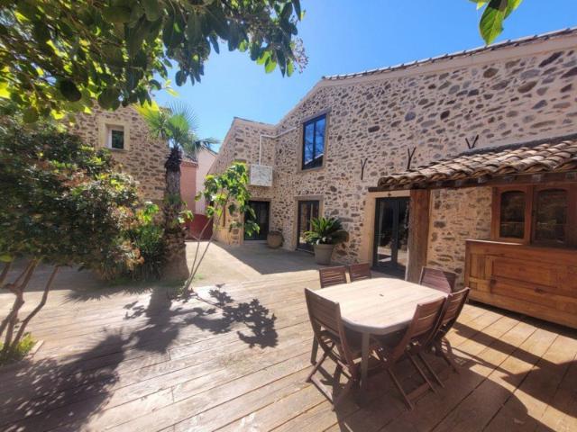 Propriété Sublime avec Gîte, Piscine et Vues 366m² Saint Chinian