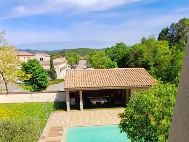 propriété sur terrain de 1849 m2 SAUVE