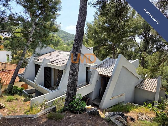 Propriété pour amateurs d’architecture, de caractère et d’unicit