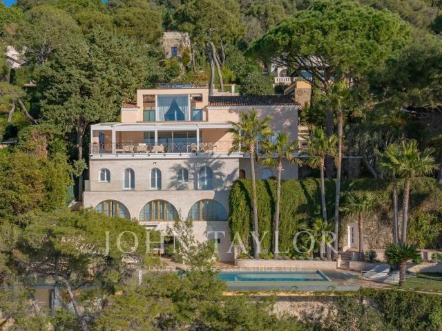 Propriété pieds dans l'eau au Cap Ferrat m² Saint Jean Cap Ferrat