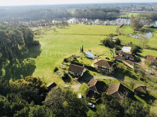Propriete Premiere Ligne Sur L'etang Blanc Seignosse 350m² Seignosse