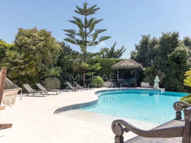 Propriété provençale moderne avec vue mer panoramique 330m² Cagnes sur Mer