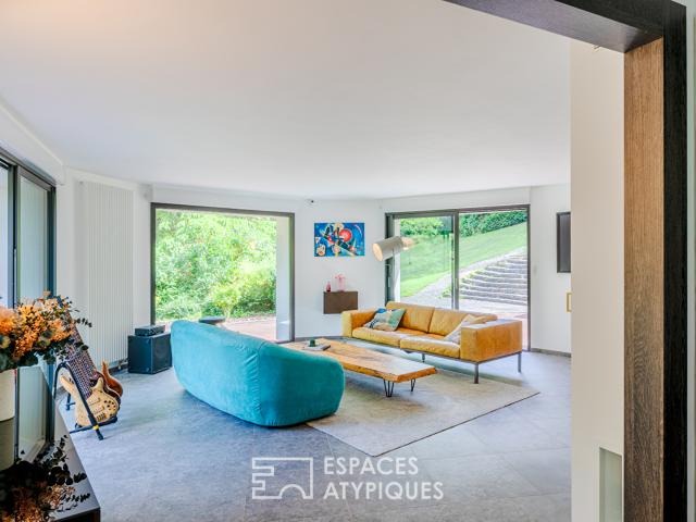Propriété rénovée avec maison de gardien au coeur du Vexin