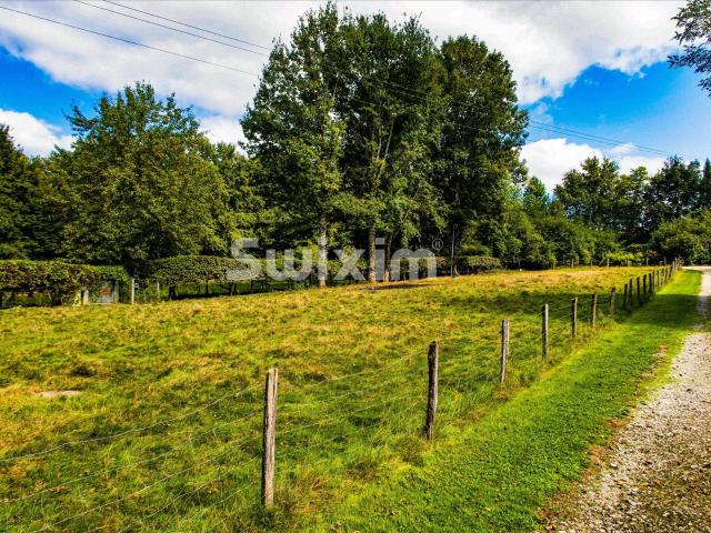 Propriété touristique sur 14 hectares avec étangs 175m² Le Fay