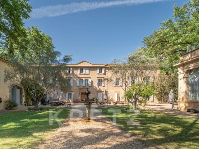 Propriété viticole avec château 1400m² Montpellier