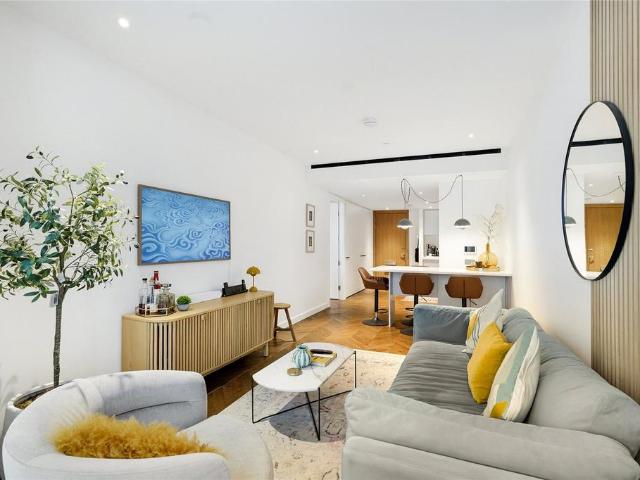 Prospect Way, London, SW11 1 bed apartment to rent £3,700 pcm £854 pw