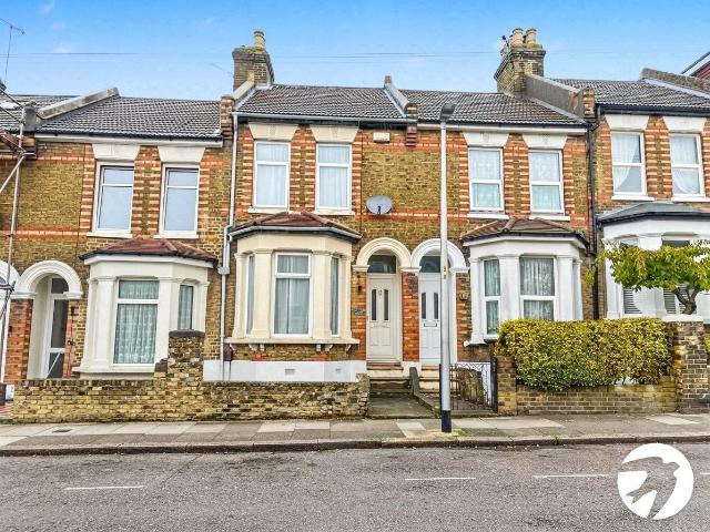 Prospect Avenue, Rochester, Kent ME2, 3 bed terraced house to rent, £1,550 pcm | PrimeLocation