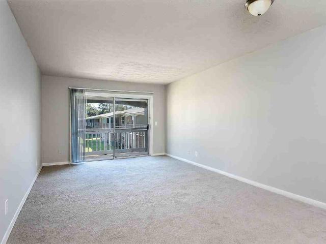 Prospect Heights Studio Apartment for Rent at 4060 Barnes Rd, Jacksonville, FL 32207 Englewood