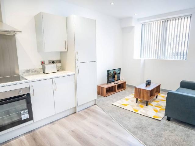 Prospect Hill, Redditch B97, 1 bed flat to rent, £800 pcm | PrimeLocation
