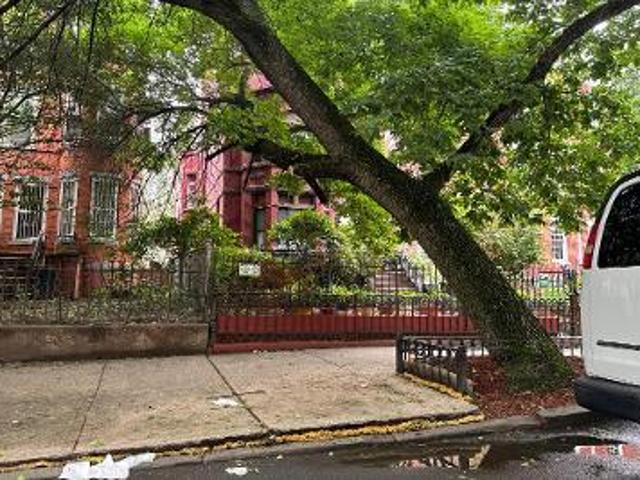 Prospect Pl