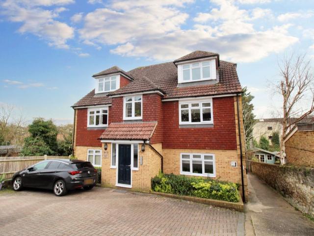 Prospect Place, 30 31 Prospect Place ME16, 1 bed flat to rent, £1,000 pcm | PrimeLocation