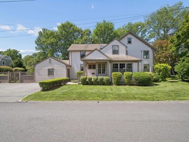 Prospect St, Dartmouth, Home For Sale