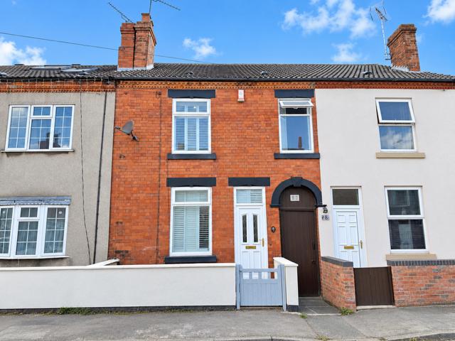 Prospect Street, Alfreton, DE55 3 bed terraced house to rent £875 pcm £202 pw