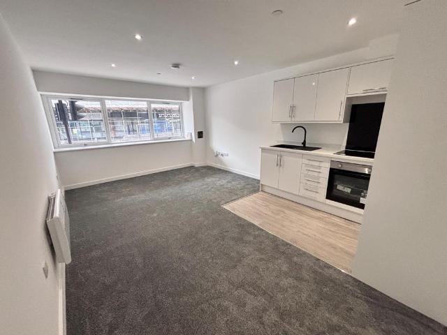 Prospect Street, Hull, HU2 1 bed apartment to rent £800 pcm £185 pw