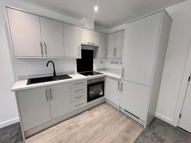 Prospect Street, Hull, HU2 1 bed apartment to rent £800 pcm £185 pw