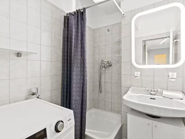 Prater | Spacious 2 Room | 5 Min to U1 Praterstern, Vienna Amsterdam Apartments for Rent