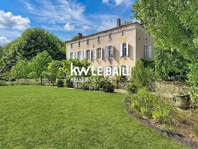 Prayssac 46220 Achat / Vente maison 20 pièces t20 piscine