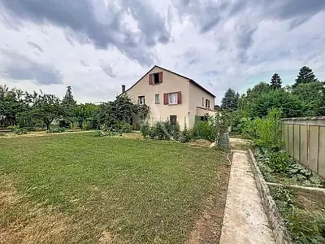 Prayssac 46220 Achat / Vente maison 7 pièces t7 au dernier étage piscine