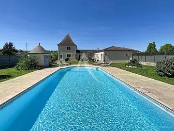 Prayssac 46220 Achat / Vente maison 5 pièces t5 au dernier étage piscine