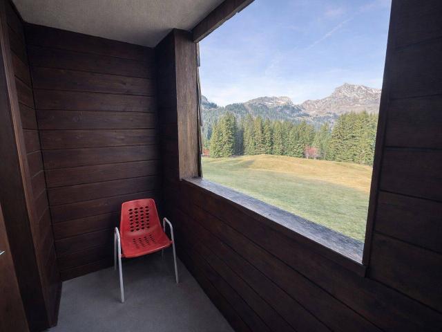 PRAZ DE LYS Studio de 17m² à louer