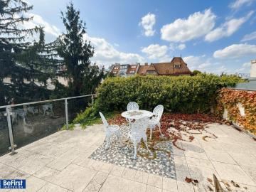 Prachtvolle Dachterrassenwohnung in der exklusiven Villa Jahn