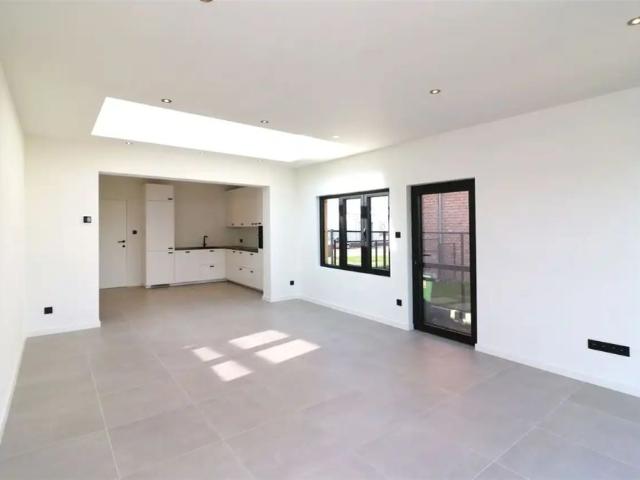 Prachtig, volledig vernieuwde woning met 3 slpk