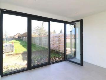 Prachtig, volledig vernieuwde woning met 3 slpk