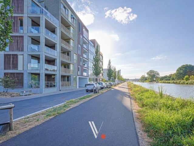 Prachtig appartement met zicht op het water, 2 slaapkamer.