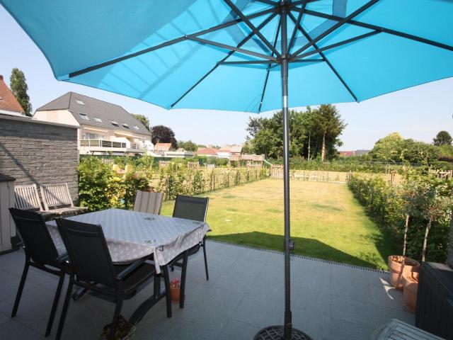 Prachtig en kindvriendelijk gelijkvloers appartement in hart