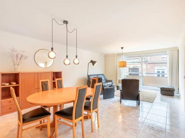 Prachtig gemeubeld 3 slaapkamer appartement in hartje Leuven