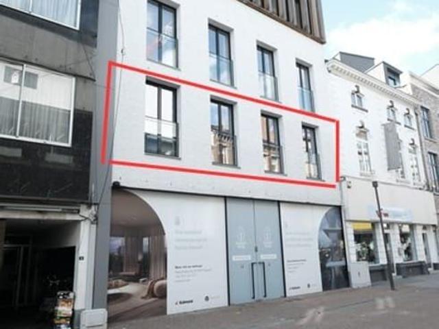 Prachtig gemeubeld luxeappartement met twee slaapkamers g.