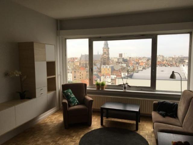 Prachtig gemeubelde studio Zurenborg