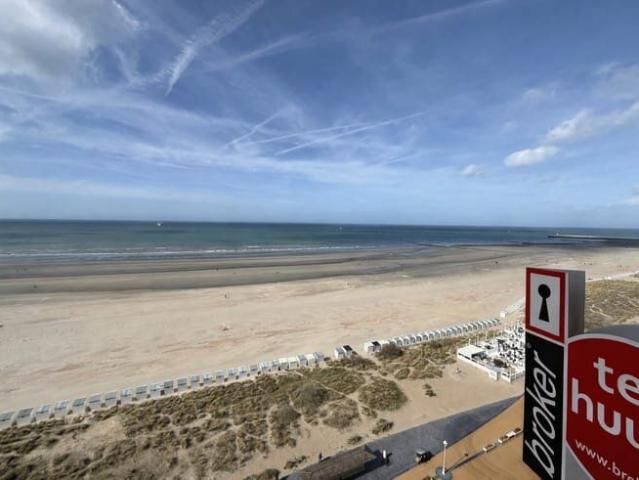 prachtig gelegen appartement op de Zeedijk van Nieuwpoort